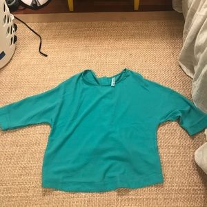 Cute teal top from franchescas